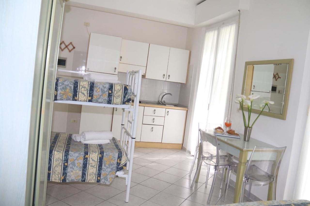 Hotel Ginevra E Residence Cattolica Dış mekan fotoğraf