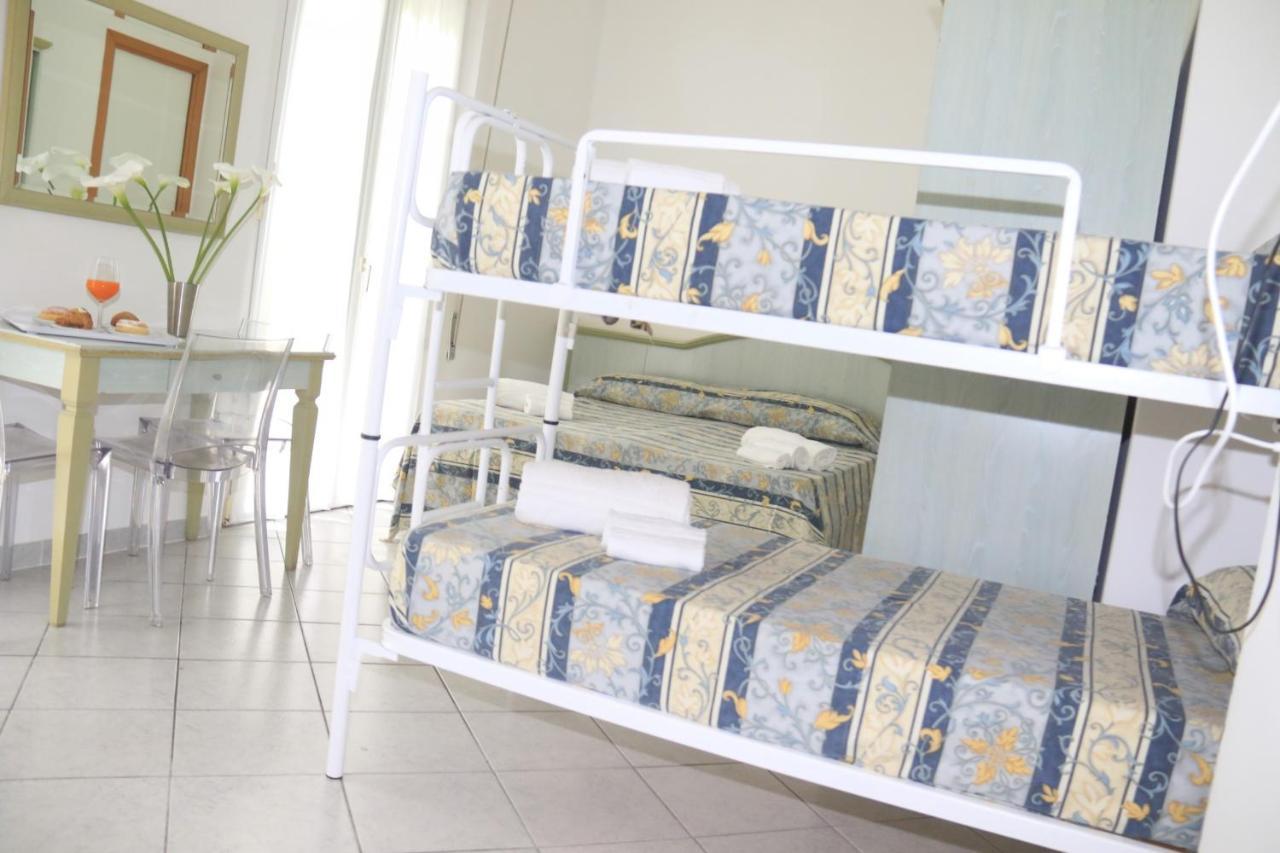 Hotel Ginevra E Residence Cattolica Dış mekan fotoğraf